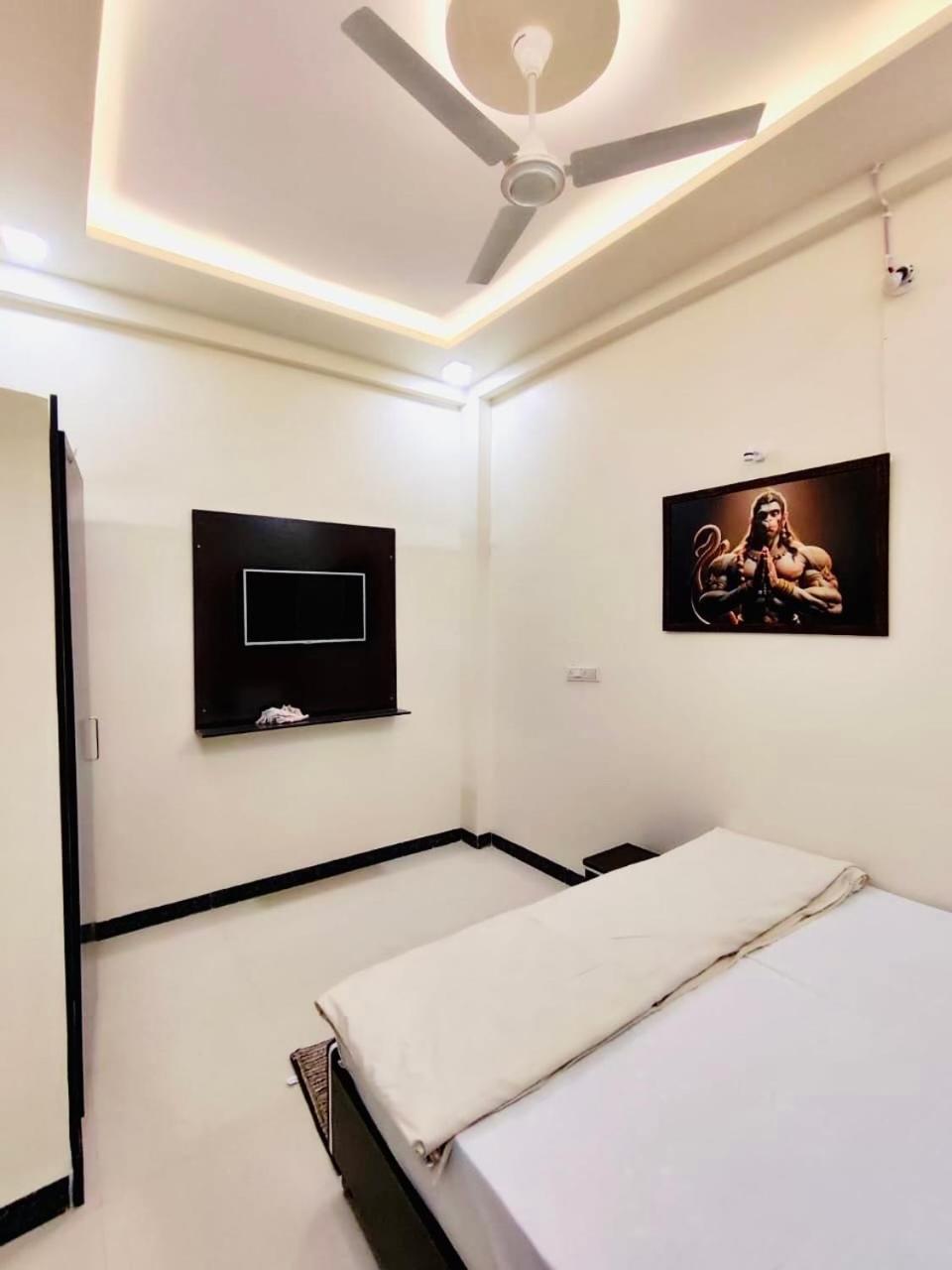 Villa Shivdwelling à Ujjain Extérieur photo